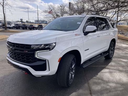 Used 2023 Chevrolet Tahoe Z71 w/ Luxury Package image 5