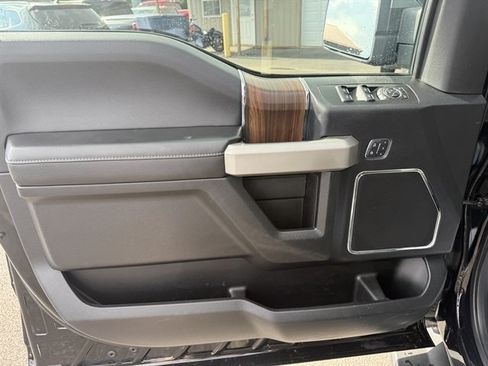 Used 2017 Ford F150 Lariat AWD/4WD image 14