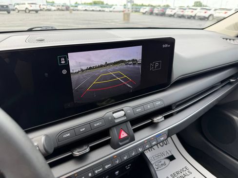 Used 2025 Kia K4 FWD image 19