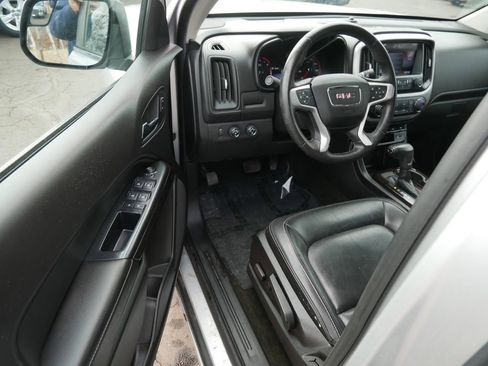 Used 2015 GMC Canyon SLT image 11
