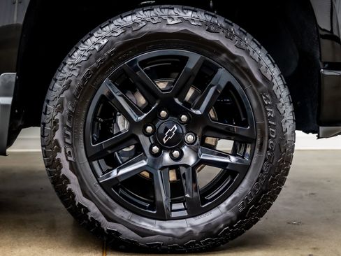 Used 2024 Chevrolet Silverado 1500 LT Trail Boss w/ LT Trail Boss Premium Package AWD/4WD image 38