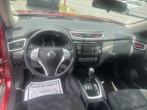 Used 2016 Nissan Rogue S AWD/4WD image 13