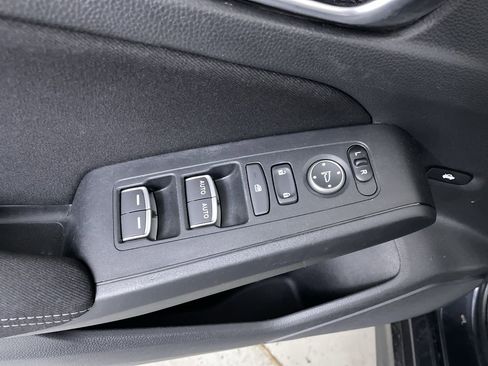 Used 2023 Honda Civic Sport image 11