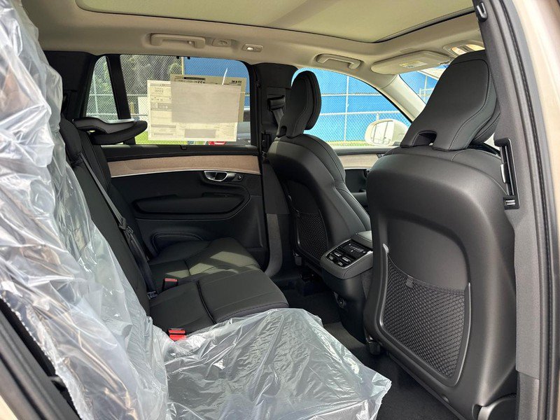 New 2027 Volvo XC90 B6 Plus AWD/4WD image 6