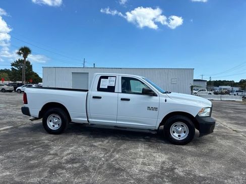 Used 2017 RAM 1500 Tradesman RWD image 2