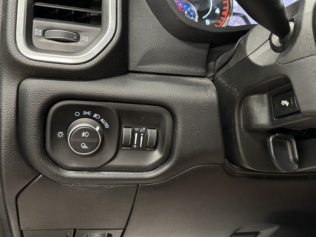Used 2021 RAM 2500 Laramie AWD/4WD image 34