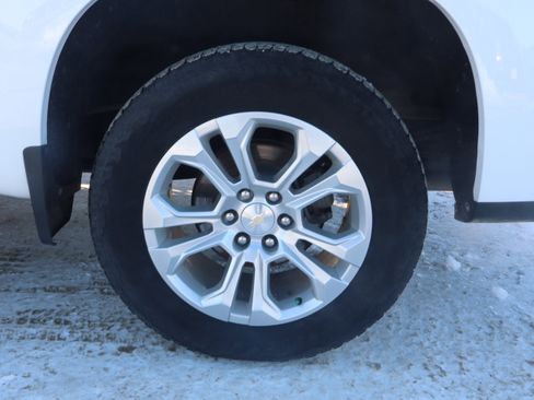 Used 2022 Chevrolet Silverado 1500 LTZ w/ LTZ Convenience Package II image 21