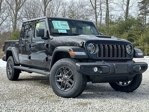 New 2026 Jeep Gladiator Sport image 2