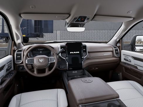 New 2026 RAM 2500 Laramie AWD/4WD image 14