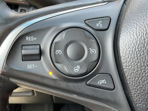 Used 2019 Buick Envision Essence FWD image 26