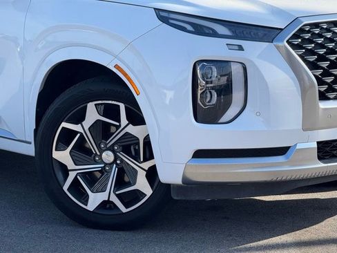 Used 2021 Hyundai Palisade Calligraphy FWD image 2