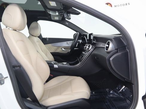 Used 2019 Mercedes-Benz C 300 4MATIC Sedan image 13