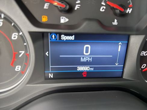 Certified 2023 Chevrolet Camaro LT w/ Technology Package image 17