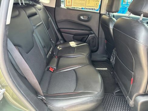Used 2019 Jeep Compass Trailhawk AWD/4WD image 45