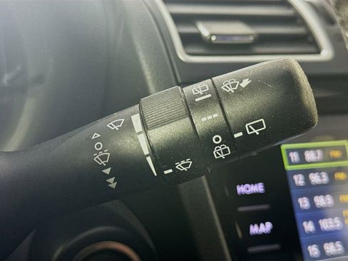 Used 2015 Subaru Crosstrek 2.0i Limited image 13