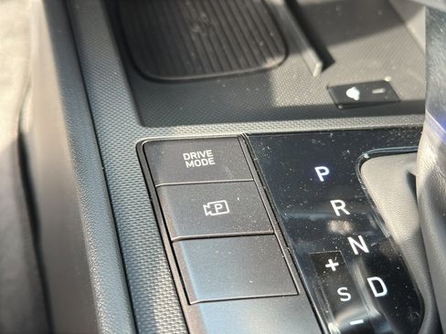 New 2025 Hyundai Elantra Sport image 22