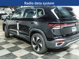 New 2025 Volkswagen Taos SE image 5