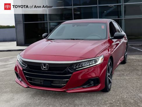 Used 2022 Honda Accord Sport image 9
