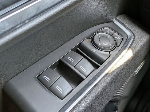 Certified 2025 Chevrolet Silverado 1500 LT Trail Boss w/ Convenience Package II AWD/4WD image 40