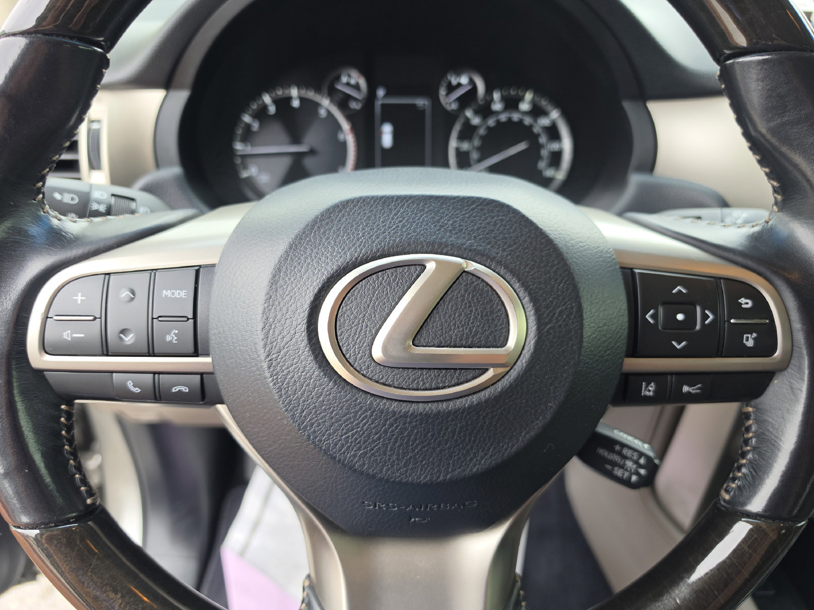 Used 2020 Lexus GX 460 Premium w/ Premium Package AWD/4WD image 33