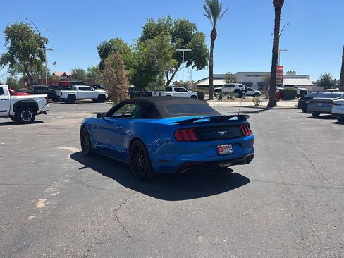 Used 2019 Ford Mustang Convertible RWD image 5