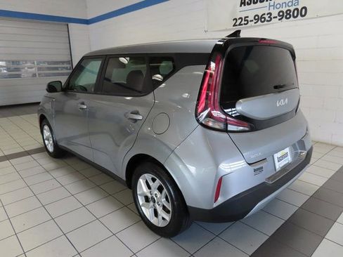 Used 2024 Kia Soul LX w/ Option Group 015 FWD image 11