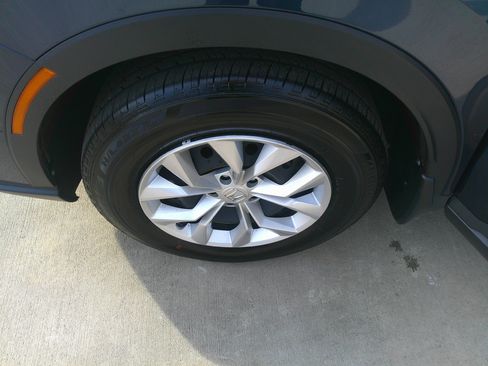 Used 2025 Honda CR-V LX image 16