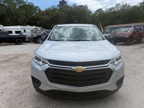 Used 2021 Chevrolet Traverse LS FWD image 2