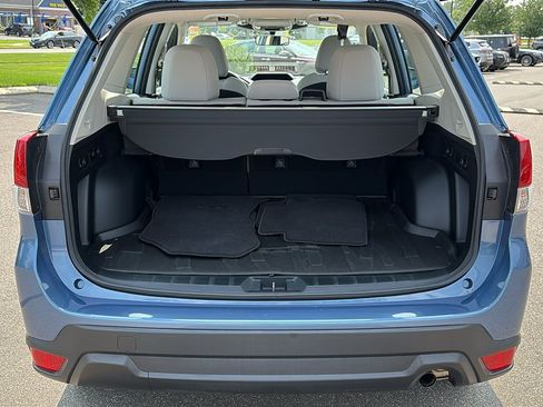 Used 2023 Subaru Forester AWD/4WD image 23