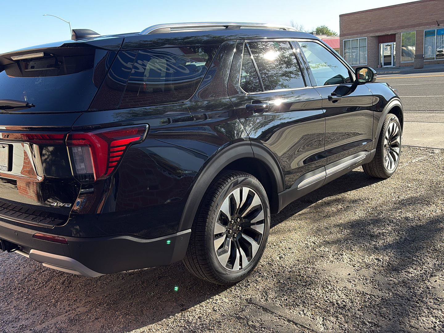 New 2026 Ford Explorer Platinum w/ LUX Leather Package AWD/4WD image 22