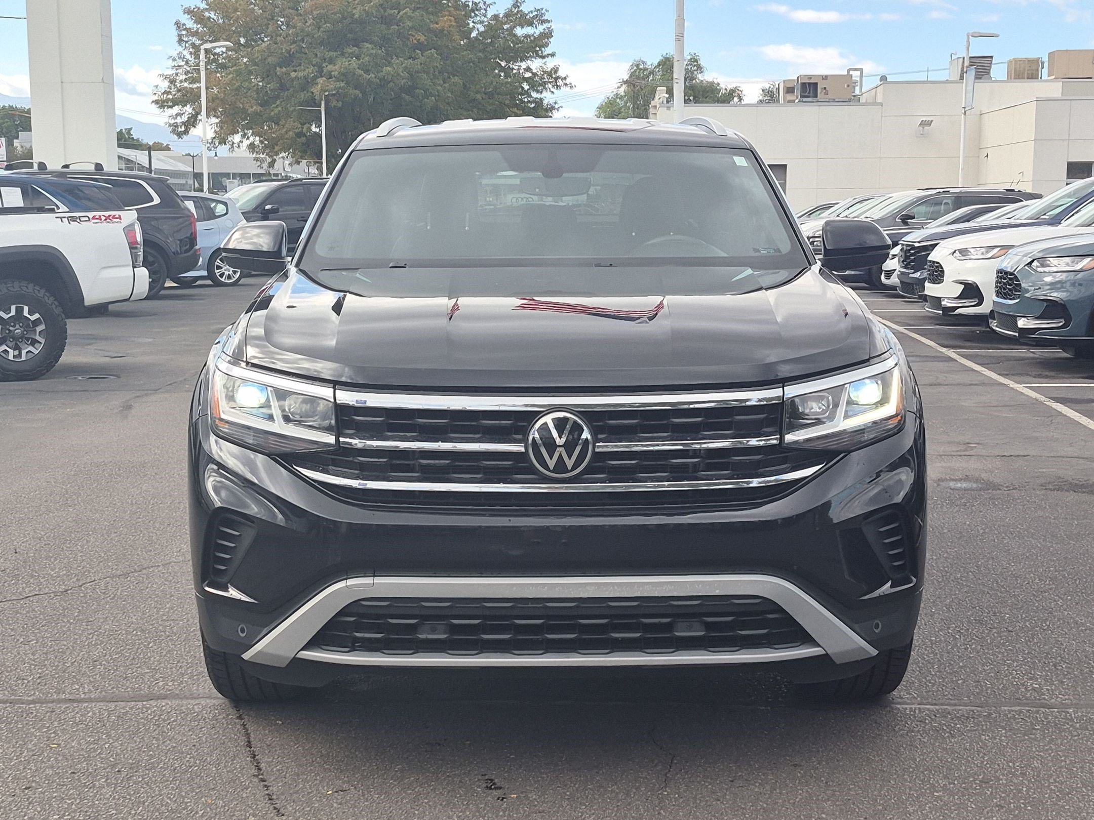 Used 2021 Volkswagen Atlas Cross Sport SE AWD/4WD image 11