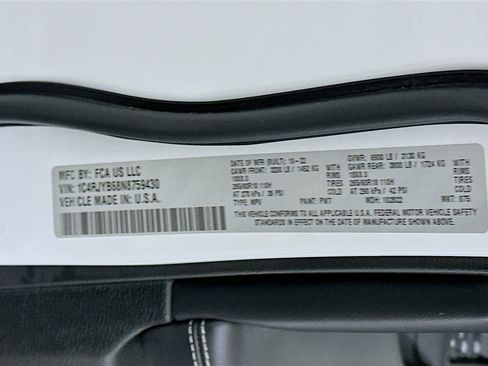 Used 2022 Jeep Grand Cherokee Limited 4xe image 12