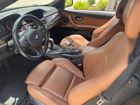 Used 2013 BMW 335i Convertible RWD image 7