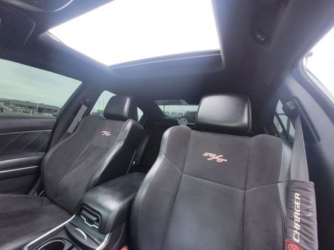 Used 2015 Dodge Charger R/T image 14
