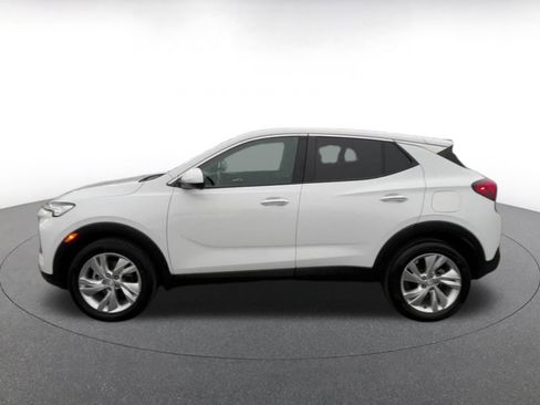 Used 2025 Buick Encore GX Preferred image 9