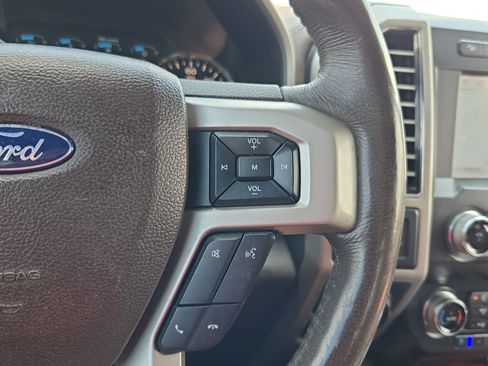 Used 2019 Ford F150 King Ranch w/ Equipment Group 601A Luxury AWD/4WD image 17