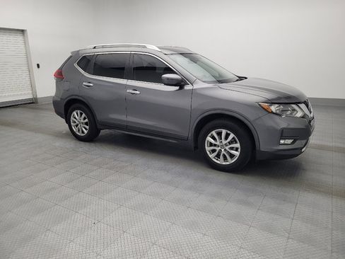 Used 2019 Nissan Rogue SV image 11