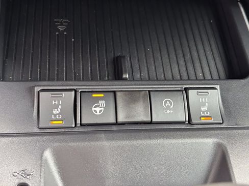 Used 2026 Toyota Corolla Cross XLE w/ Convenience Package AWD/4WD image 24