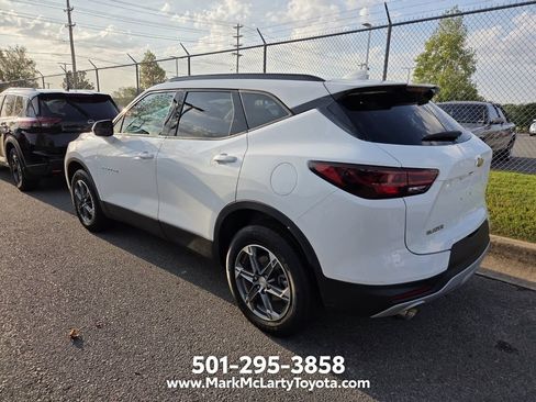 Used 2024 Chevrolet Blazer LT w/ Convenience Package FWD image 5