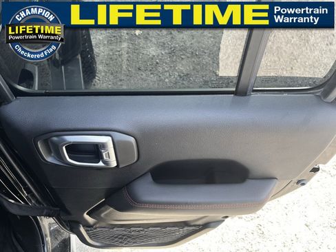 Used 2020 Jeep Gladiator Rubicon image 30