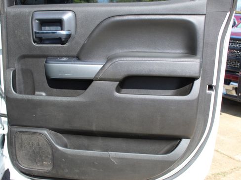 Used 2018 Chevrolet Silverado 2500 LT w/ LT Fleet Convenience Package image 17