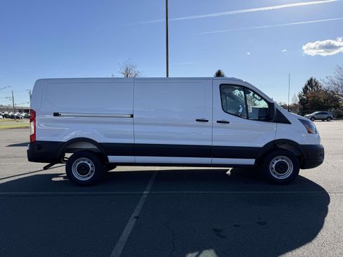 New 2026 Ford Transit 250 Low Roof w/ Load Area Protection Package RWD image 2