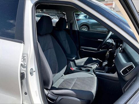 Used 2023 Kia Seltos LX image 9