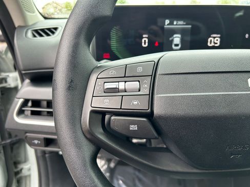 Used 2025 Kia K4 LXS FWD image 15