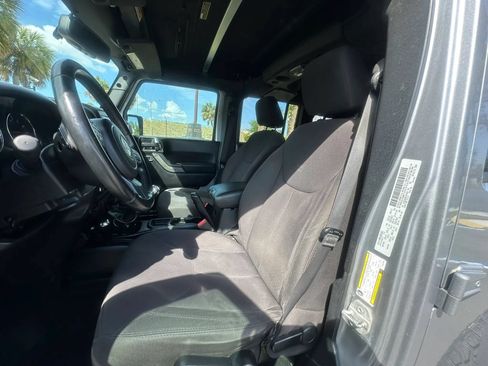 Used 2015 Jeep Wrangler Unlimited Sport w/ Quick Order Package 23S AWD/4WD image 37