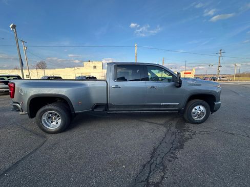 New 2026 Chevrolet Silverado 3500 High Country w/ High Country Premium Package AWD/4WD image 6