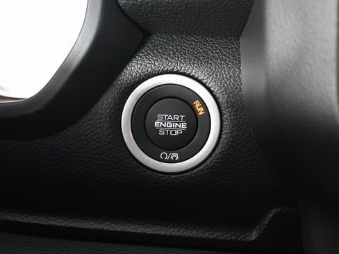 New 2026 RAM 1500 4x4 Crew Cab image 29