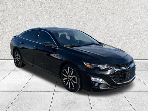 Used 2023 Chevrolet Malibu RS image 1