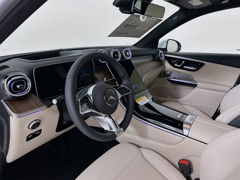 New 2026 Mercedes-Benz GLC 300 GLC 300 image 10