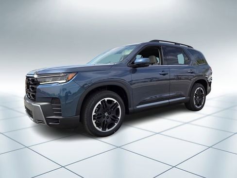 New 2026 Honda Pilot Touring image 2